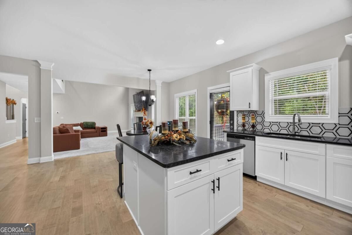 6615 Wansfell Court Douglasville - Photo 8