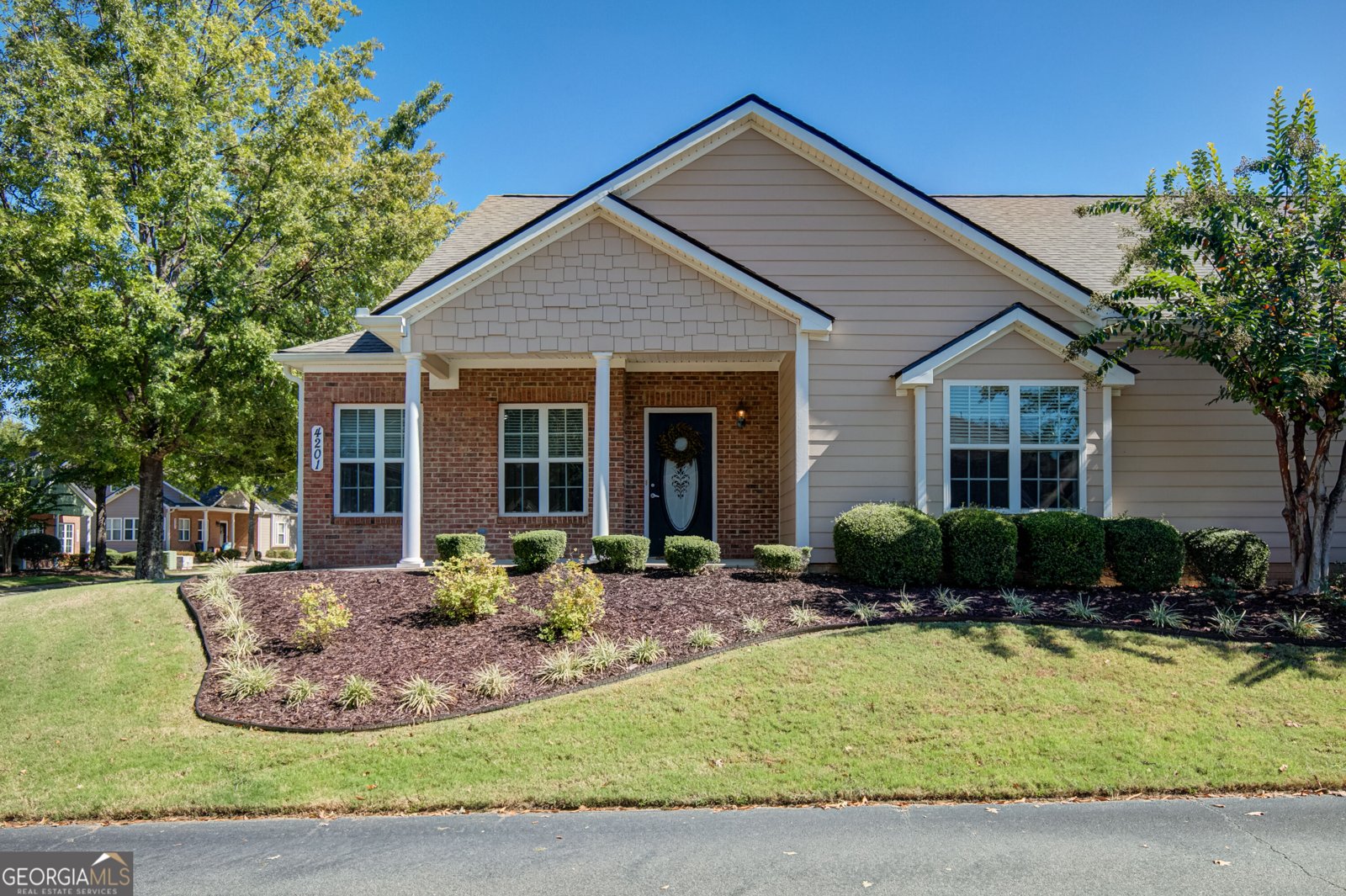 4201 Commonwealth Circle Newnan - main photo