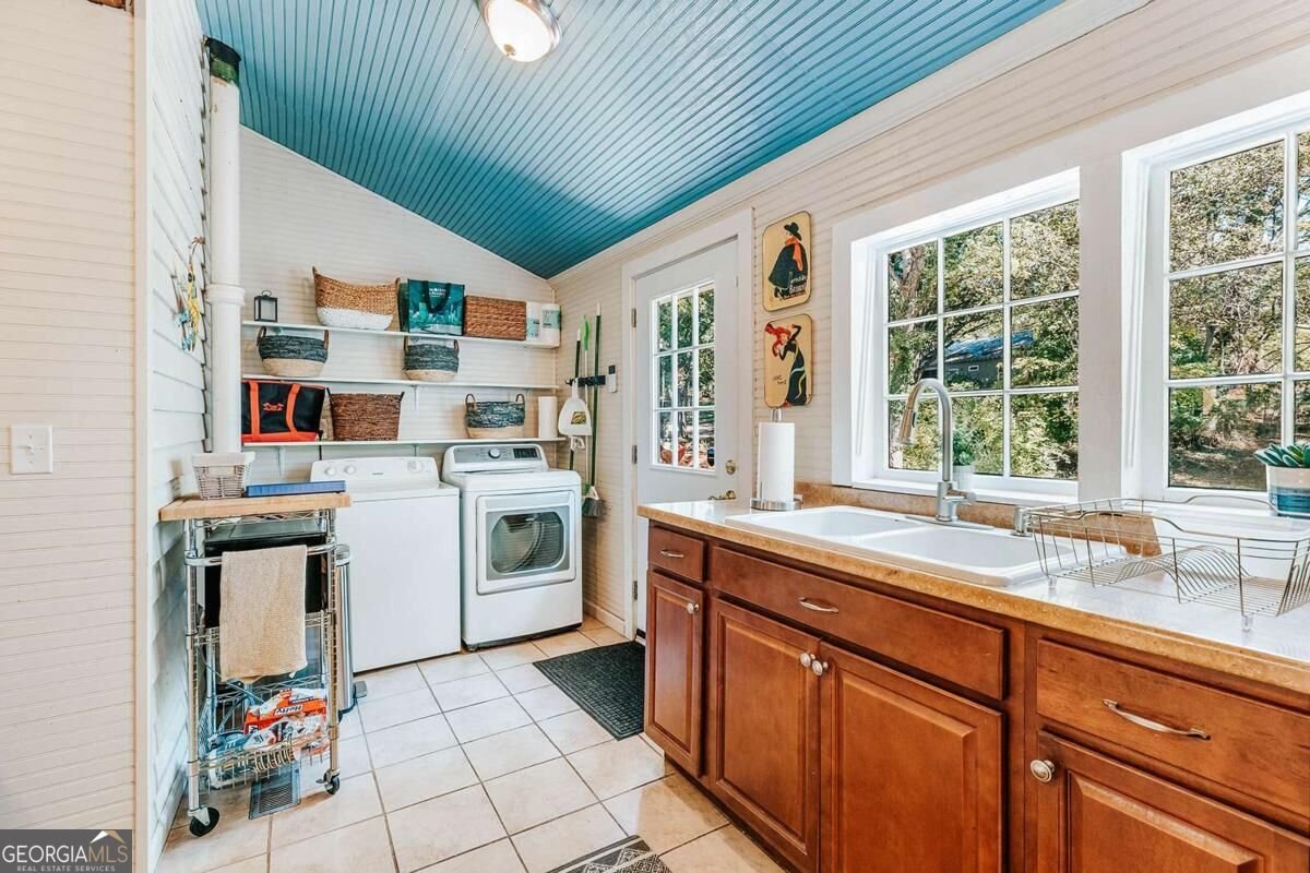 186 First Street Athens - Photo 16