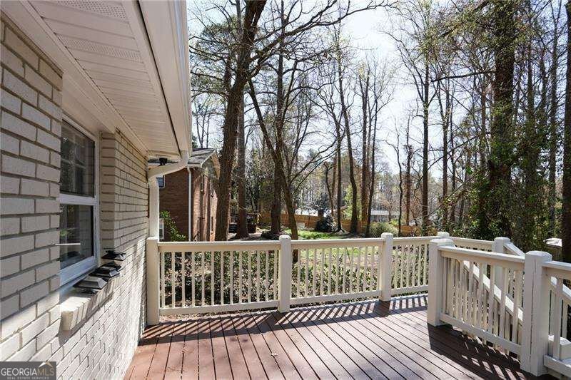 3187 Kennesaw View Drive Marietta - Photo 8