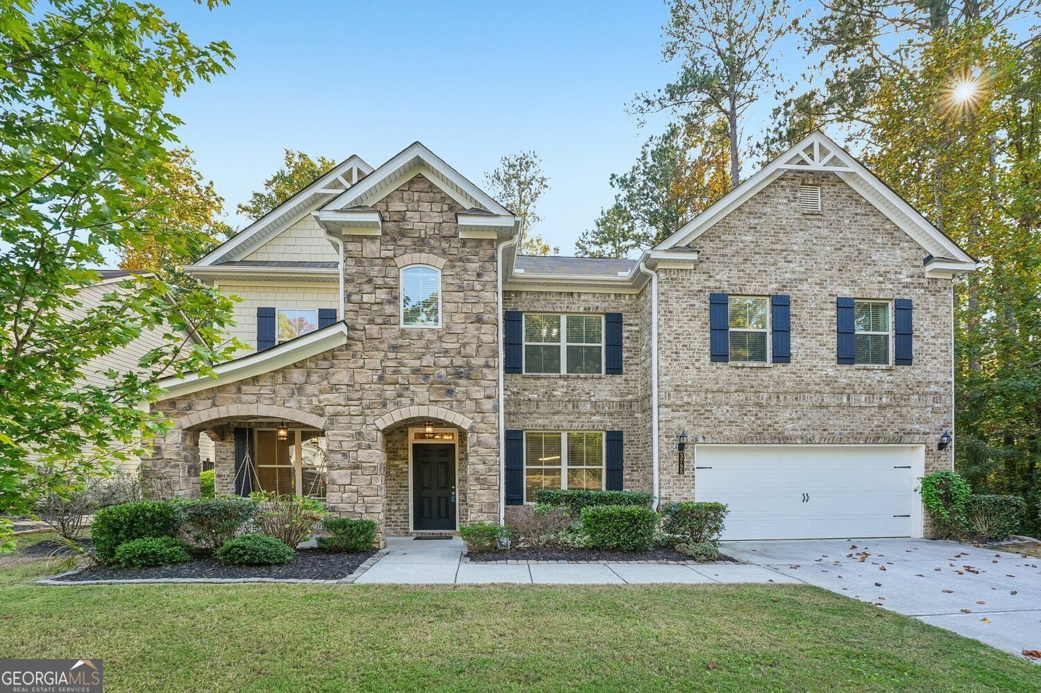 3795 Gardenside Court Alpharetta - main photo