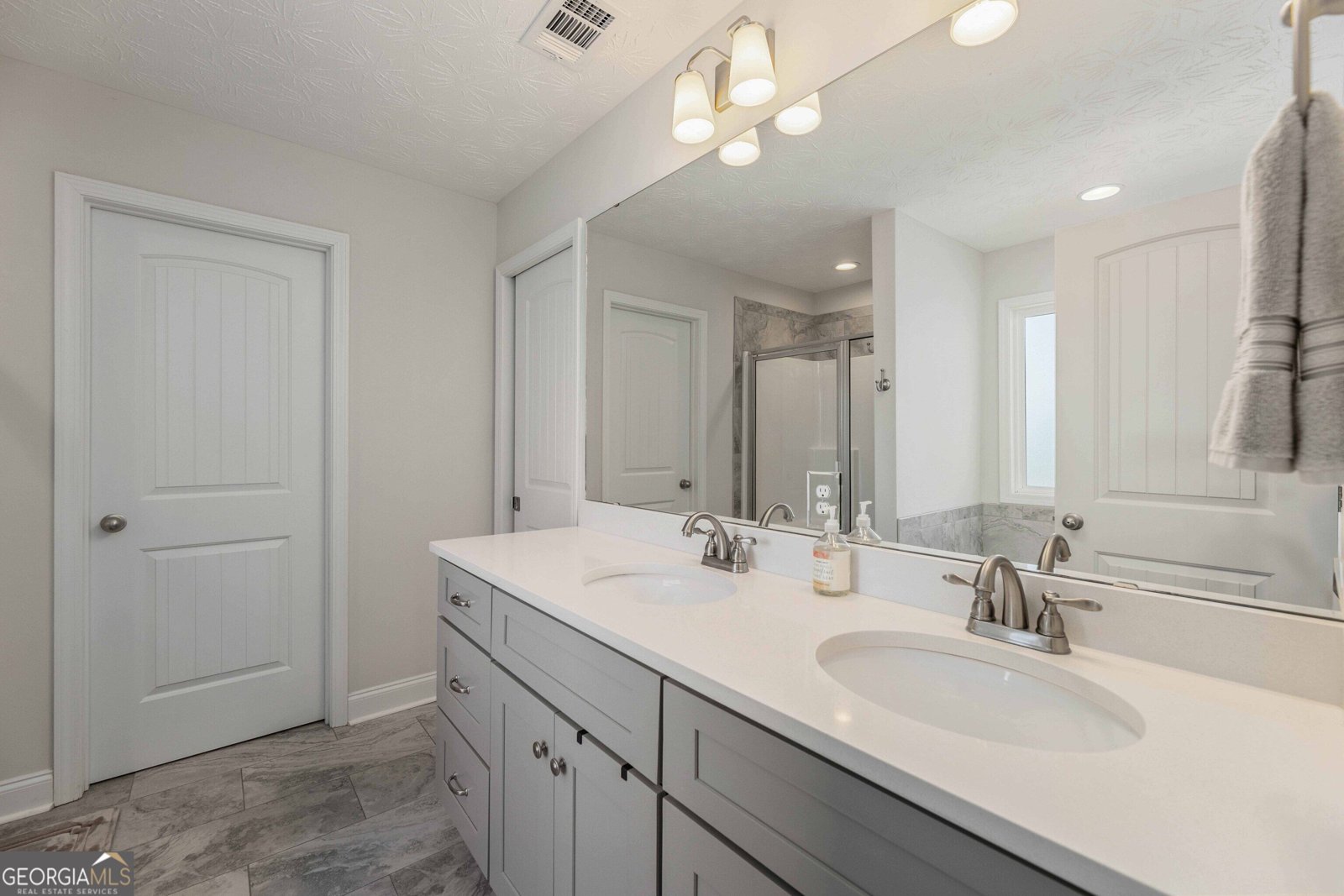8082 Garrett Pines Drive Midland - Photo 16