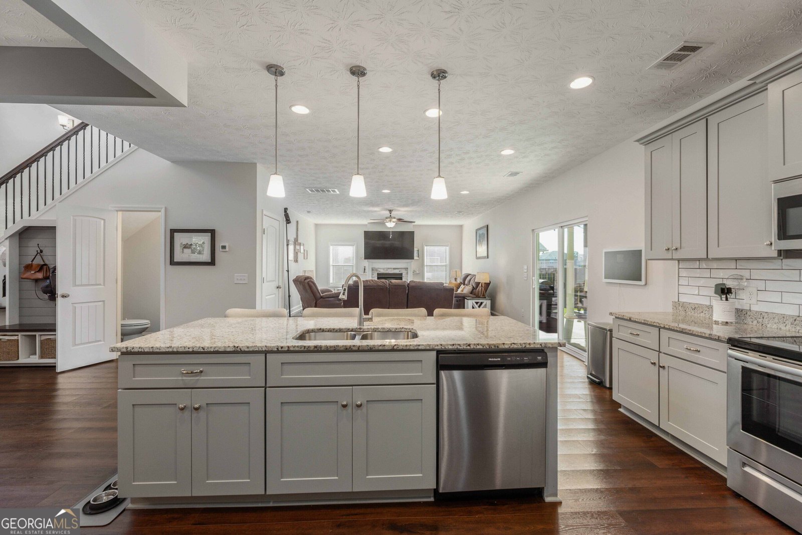 8082 Garrett Pines Drive Midland - Photo 7