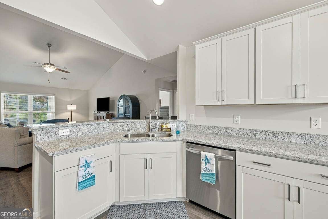255 Chestnut Drive Brunswick - Photo 10