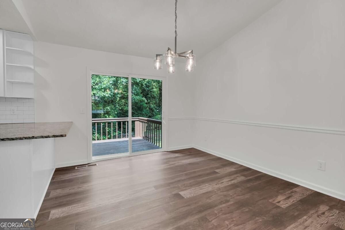1351 Muirforest Way Stone Mountain - Photo 7