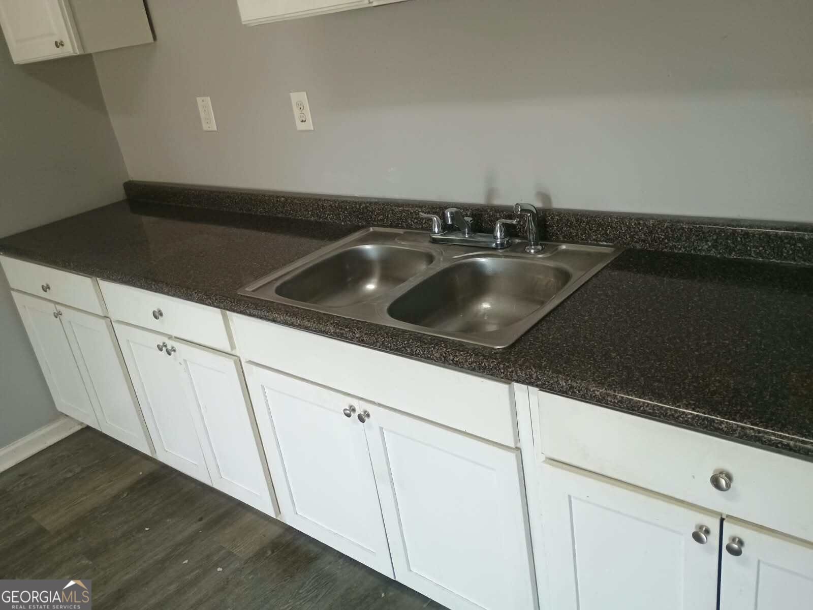 684 Mitchell Street Macon - Photo 14