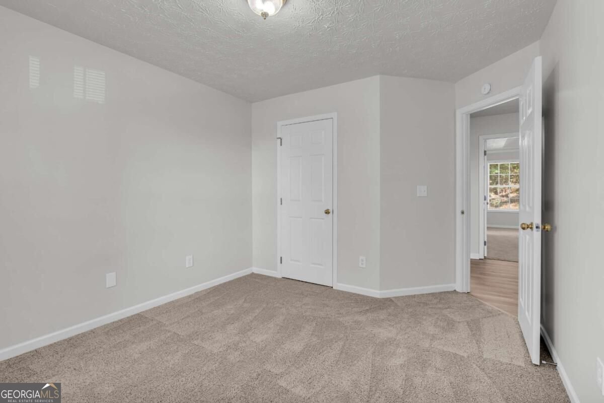2425 Green Hollow Court Conyers - Photo 13