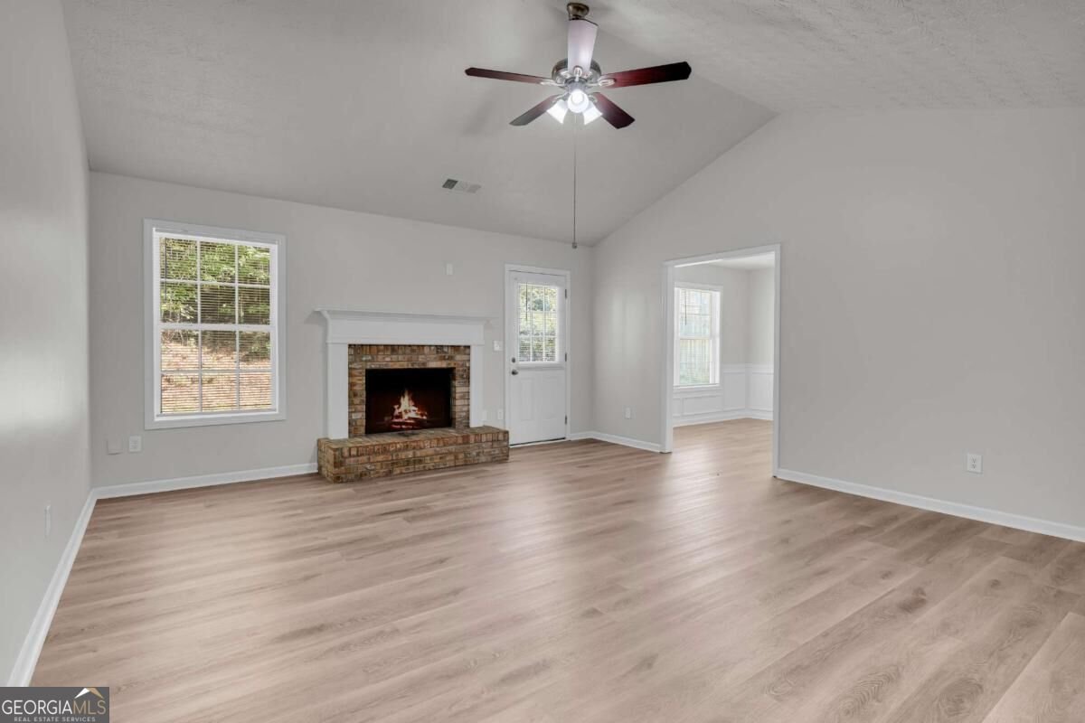 2425 Green Hollow Court Conyers - Photo 6