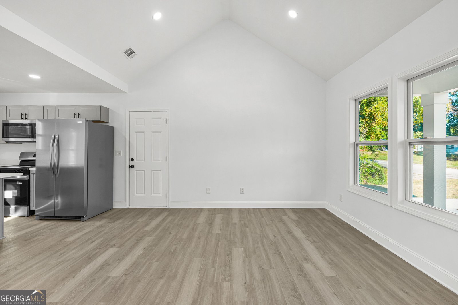 1086 West Adrian Circle Conyers - Photo 8