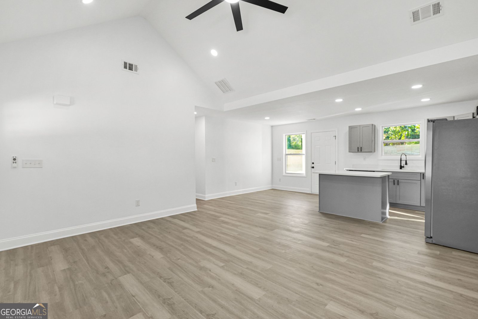 1086 West Adrian Circle Conyers - Photo 9