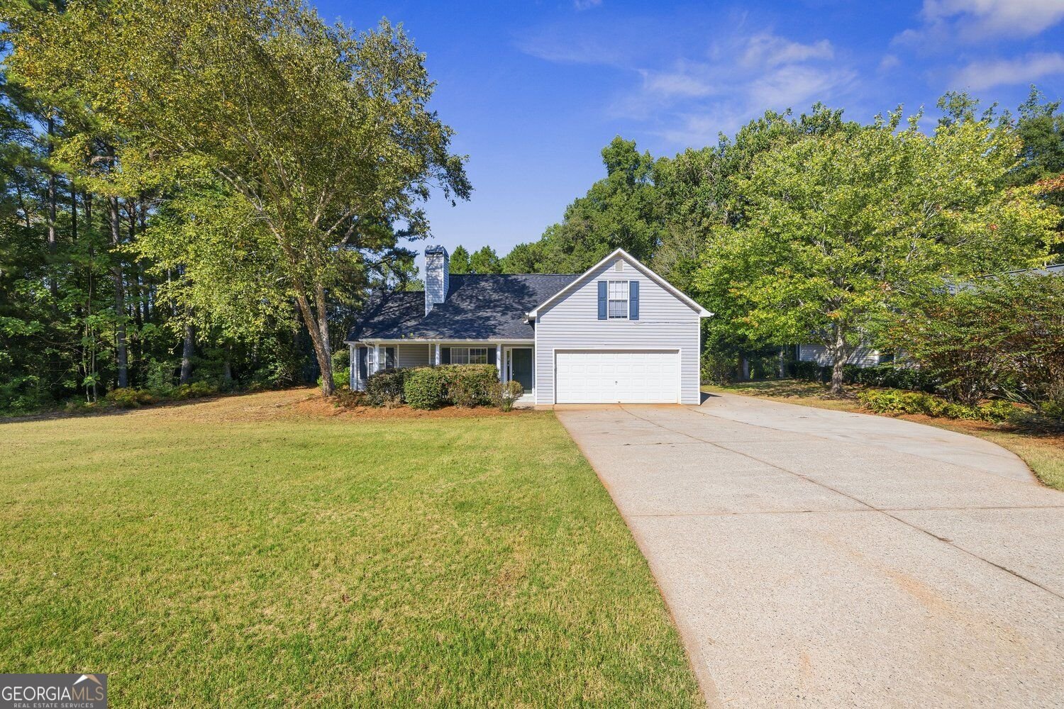 130 The Falls Boulevard Covington - main photo