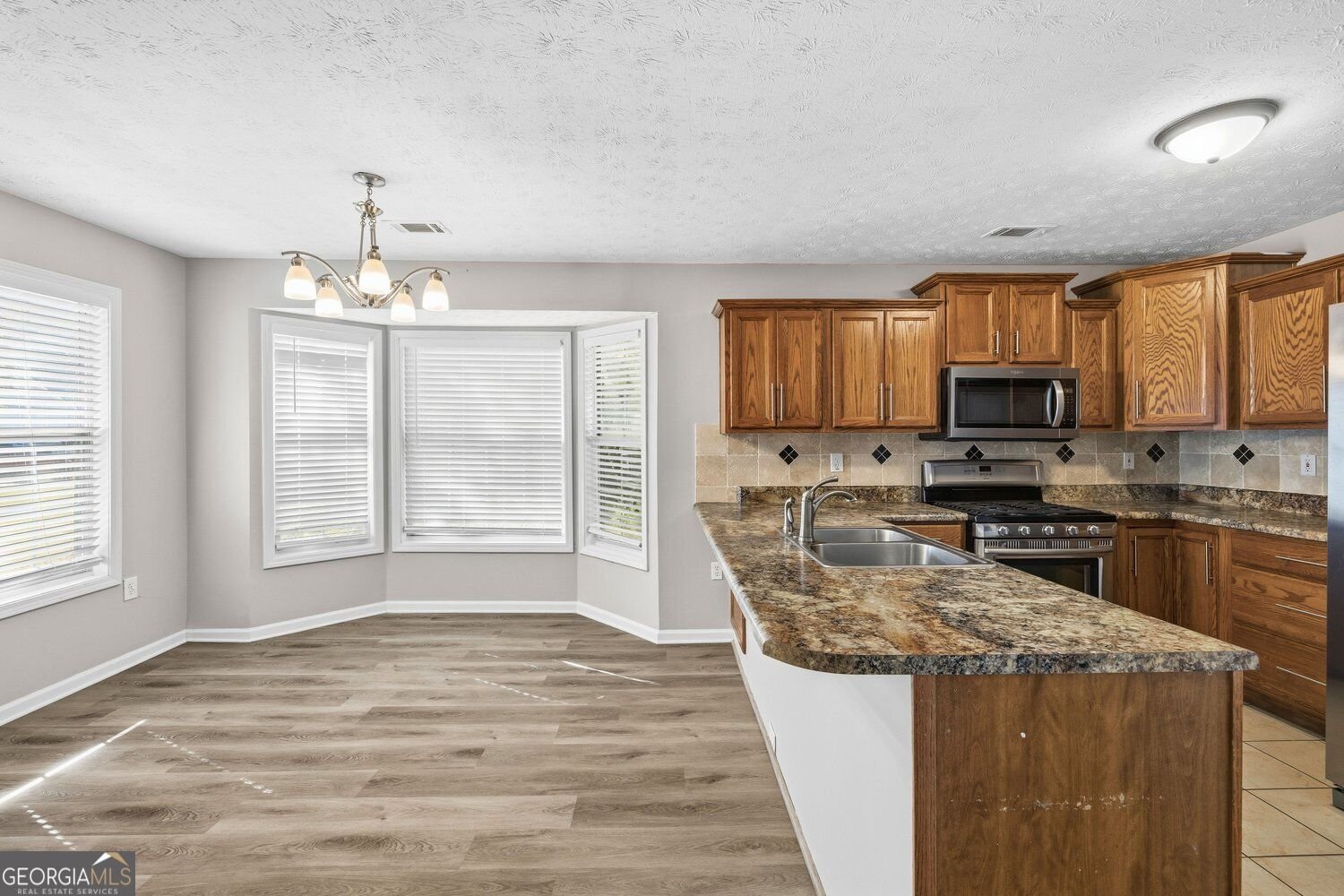130 The Falls Boulevard Covington - Photo 6