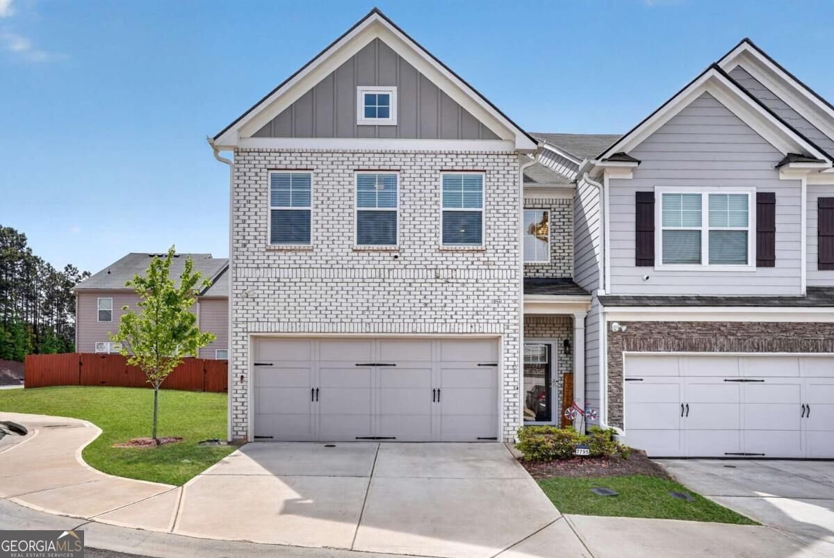 7795 Baron Road Fairburn - main photo