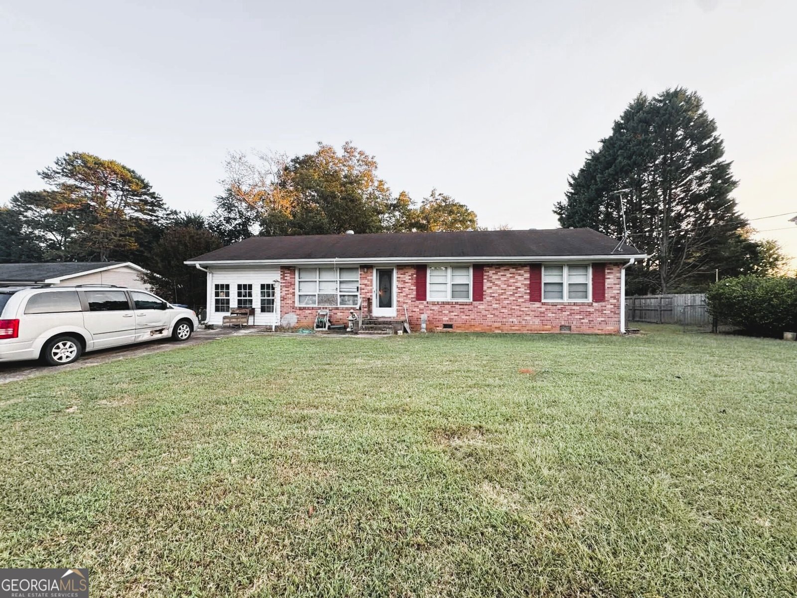 261 Nancy Street Winder - main photo