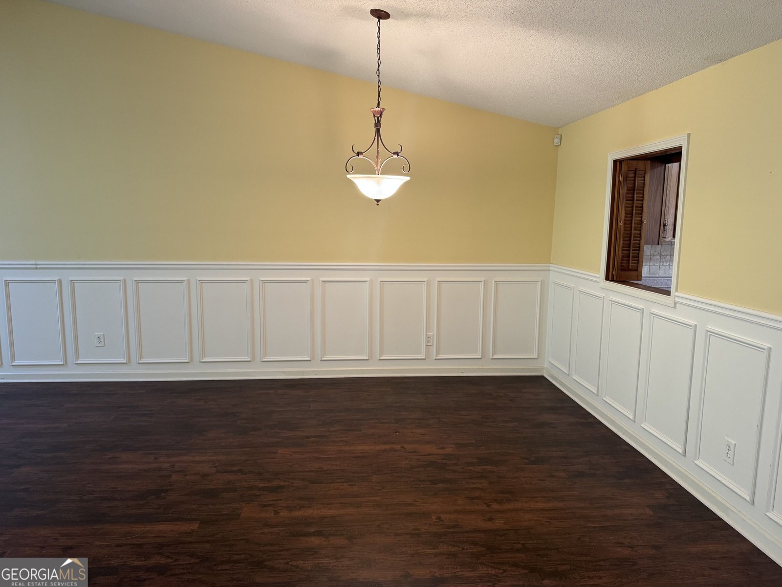 7177 Woodridge Lane Union City - Photo 6