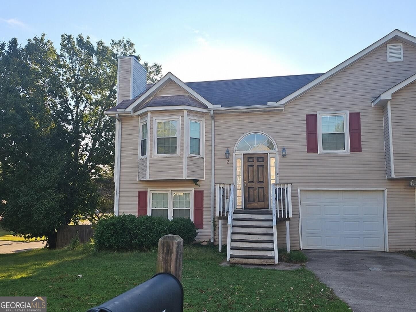 2 Huntcliff Drive Cartersville - main photo