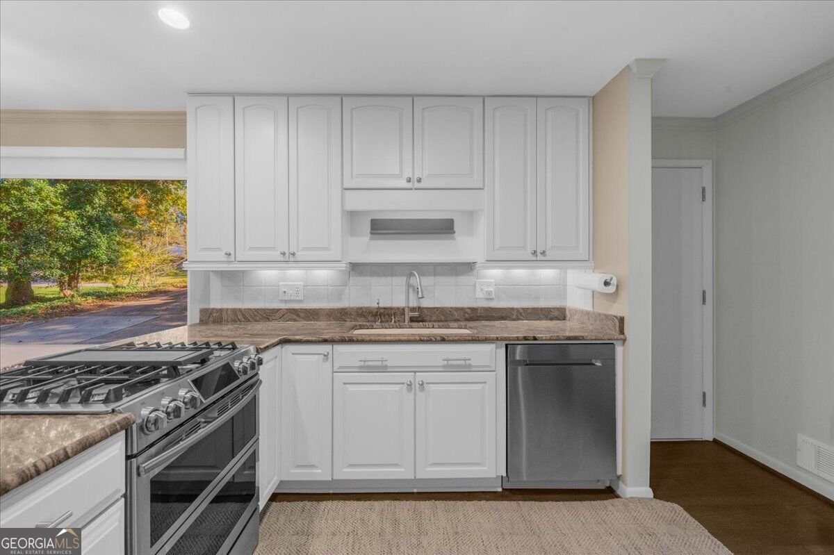 3296 Leeds Way Duluth - Photo 18