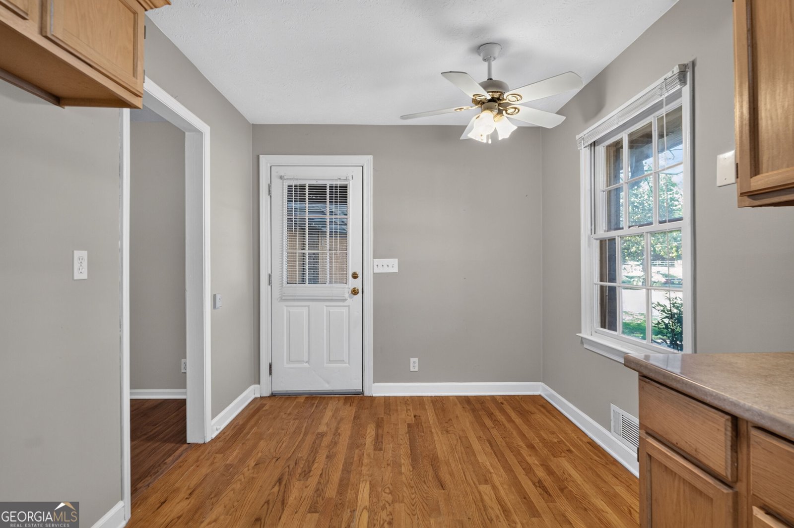 196 Simonton Road Lawrenceville - Photo 15