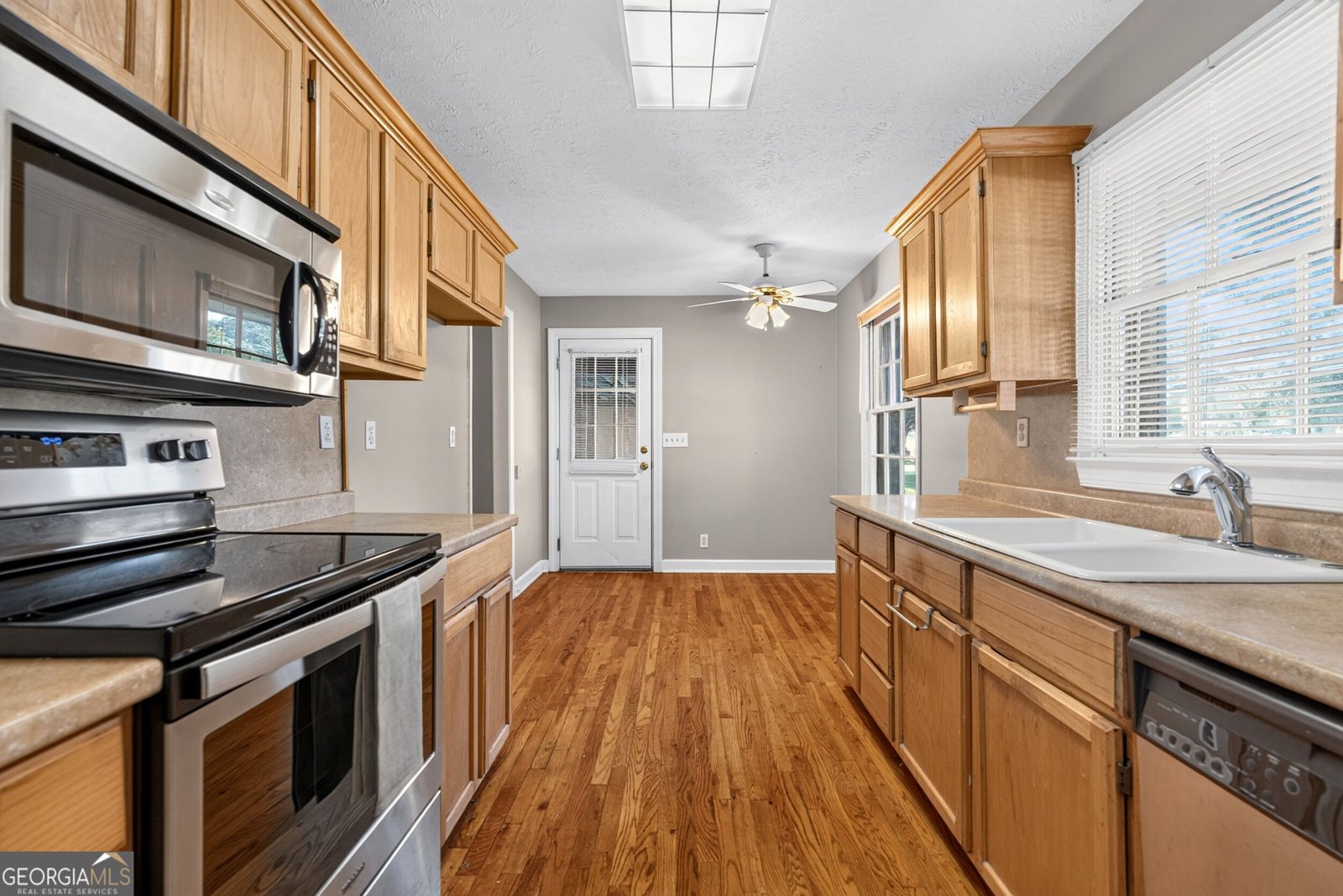 196 Simonton Road Lawrenceville - Photo 19