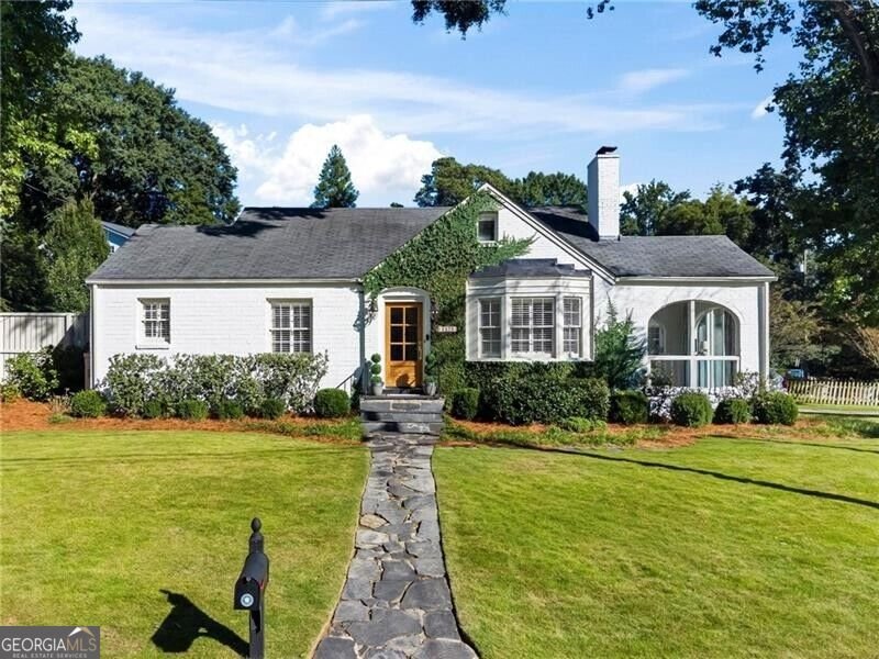 2070 Fairhaven Circle Atlanta - main photo