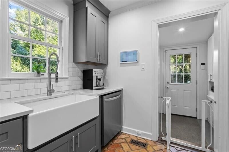 2070 Fairhaven Circle Atlanta - Photo 13