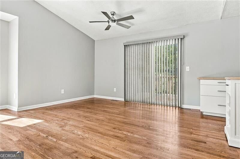 3409 Hogan Drive Kennesaw - Photo 12