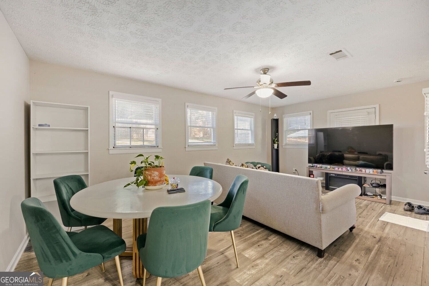 679 Suwanee Court Lawrenceville - Photo 13