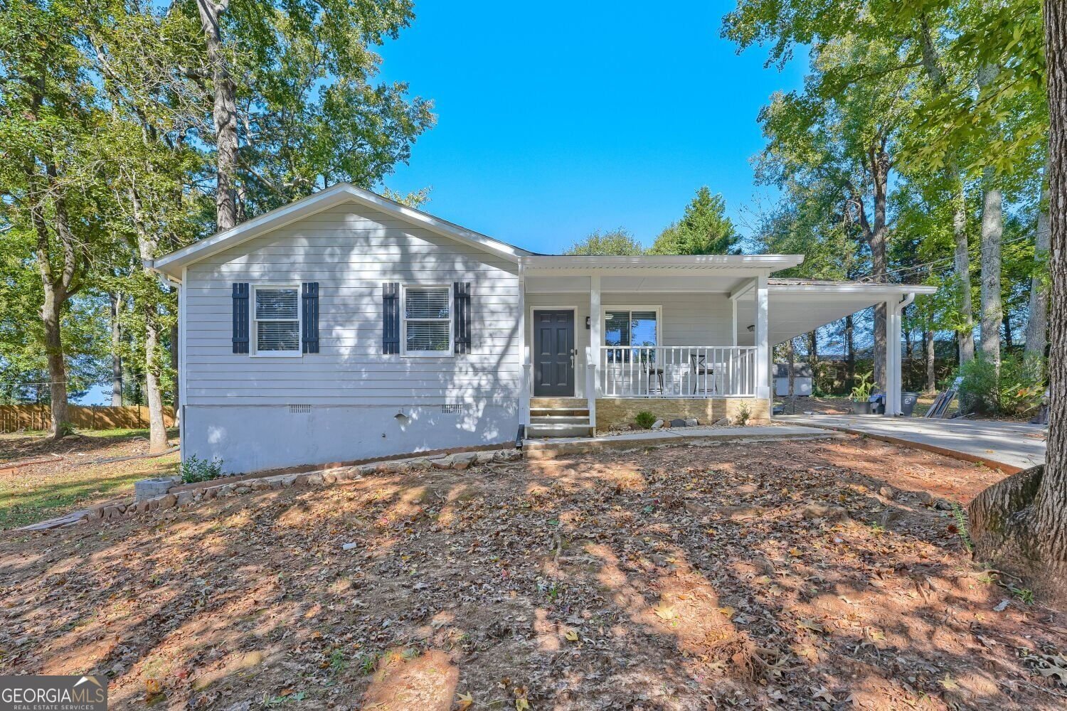 679 Suwanee Court Lawrenceville - Photo 3