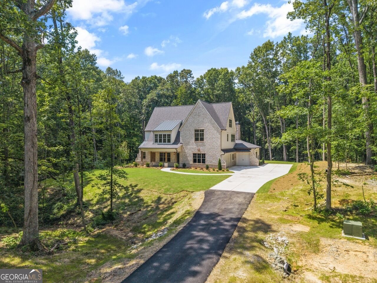 879 Arnold Mill Road Woodstock - main photo