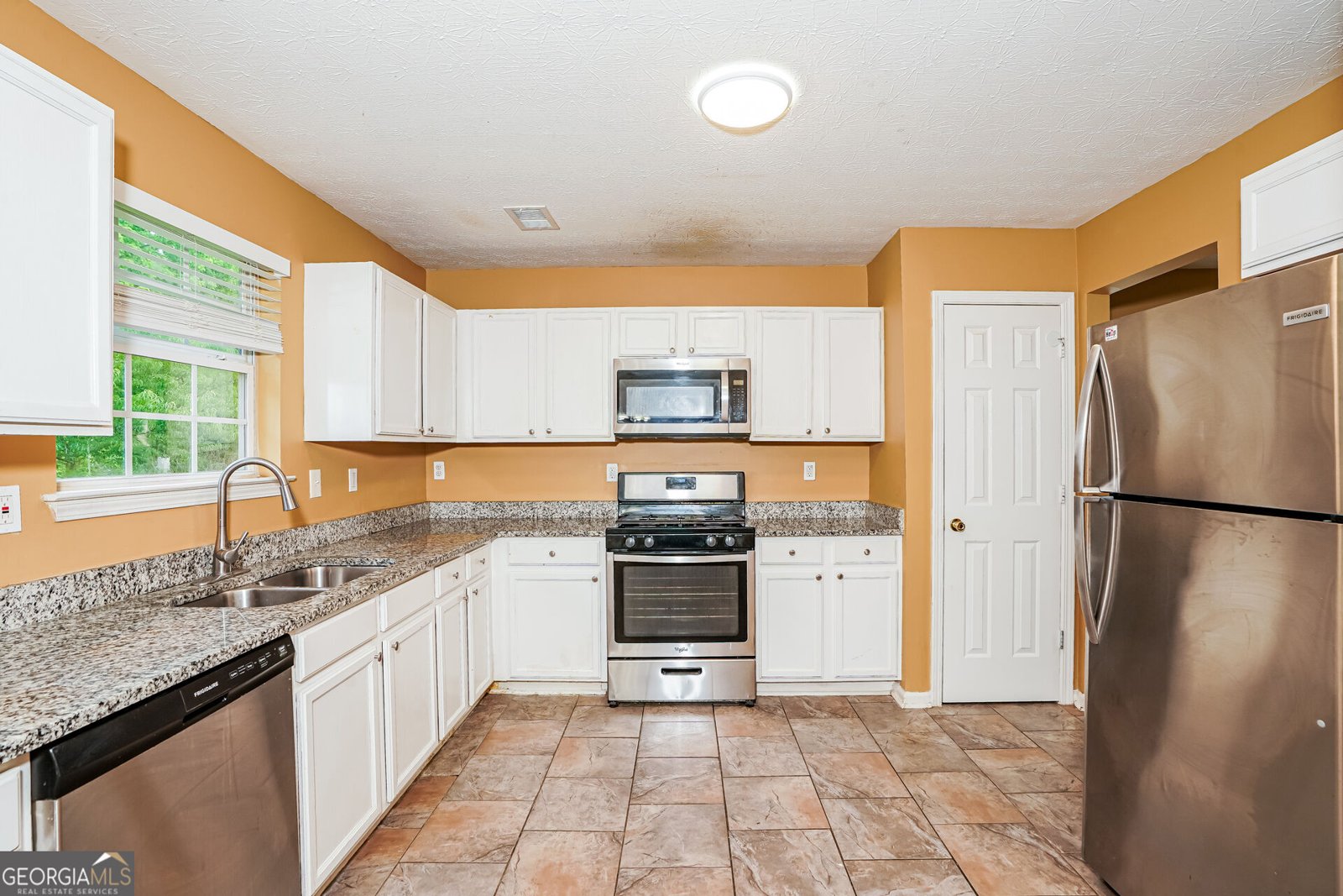 1009 Lear Drive Locust Grove - Photo 6