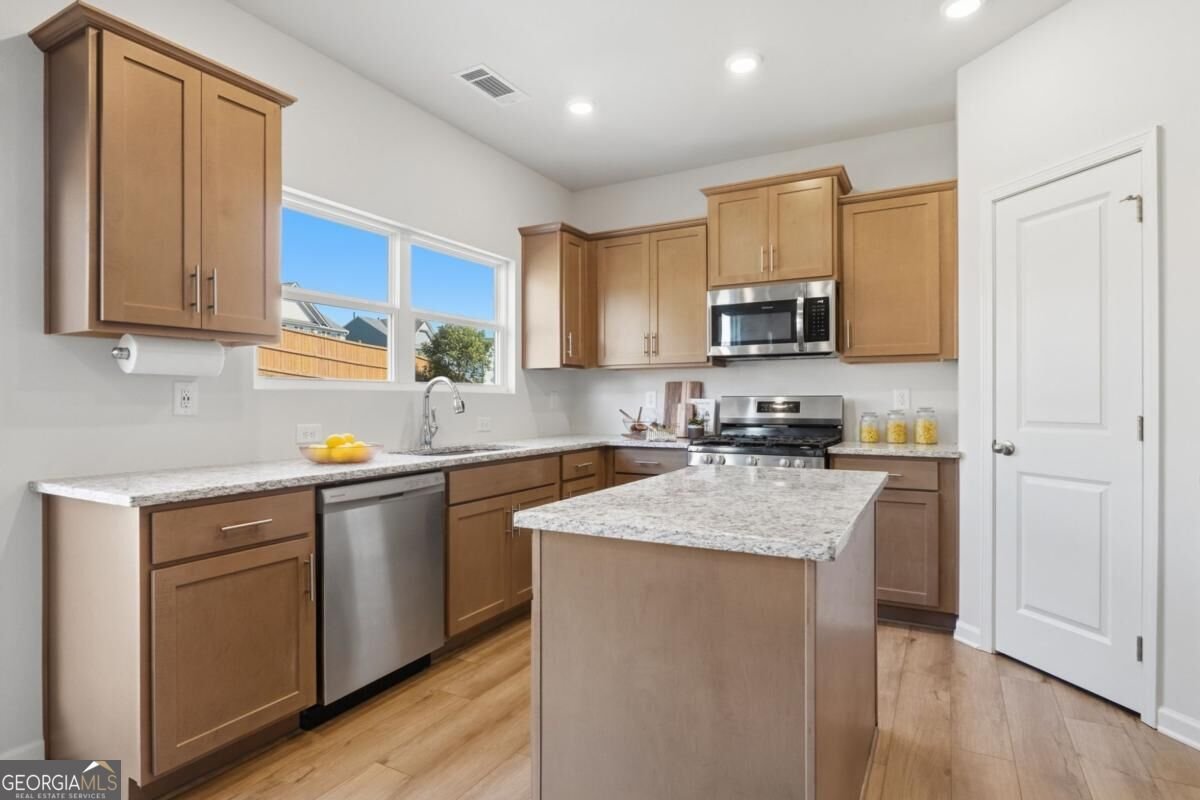 129 Bloomfield Circle Canton - Photo 7