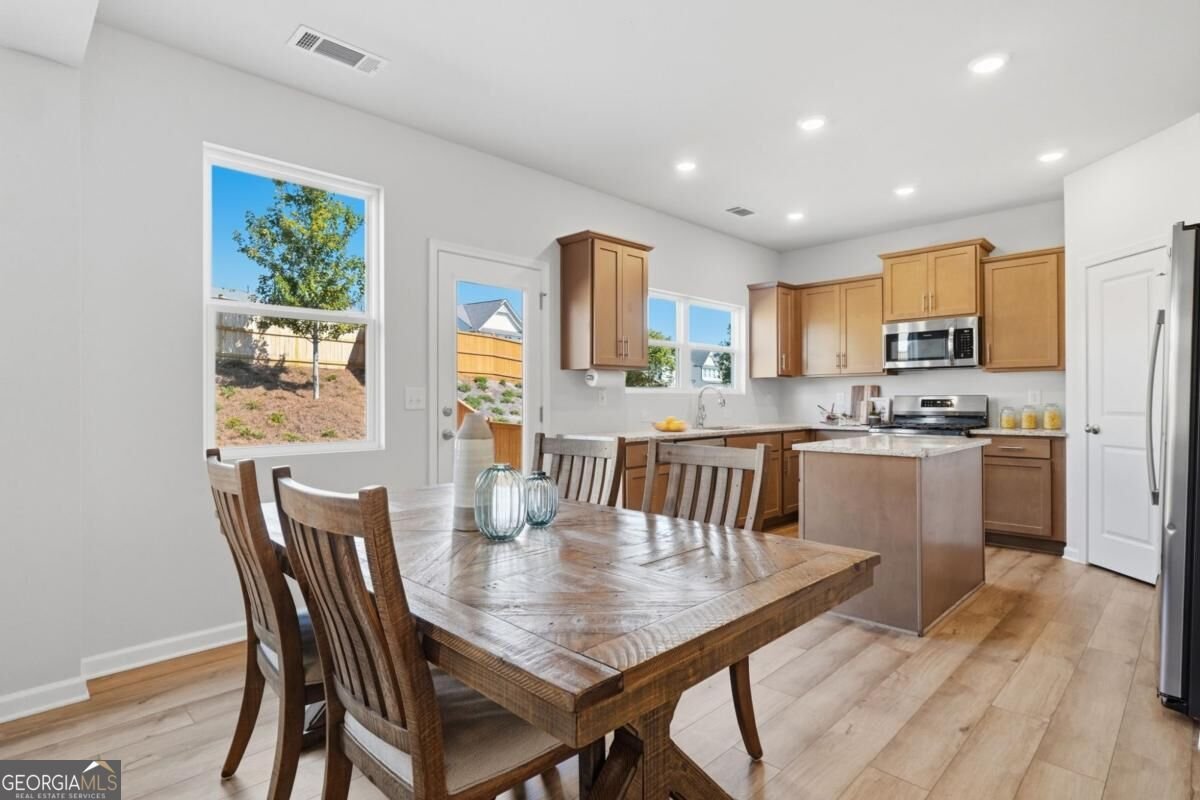 129 Bloomfield Circle Canton - Photo 9