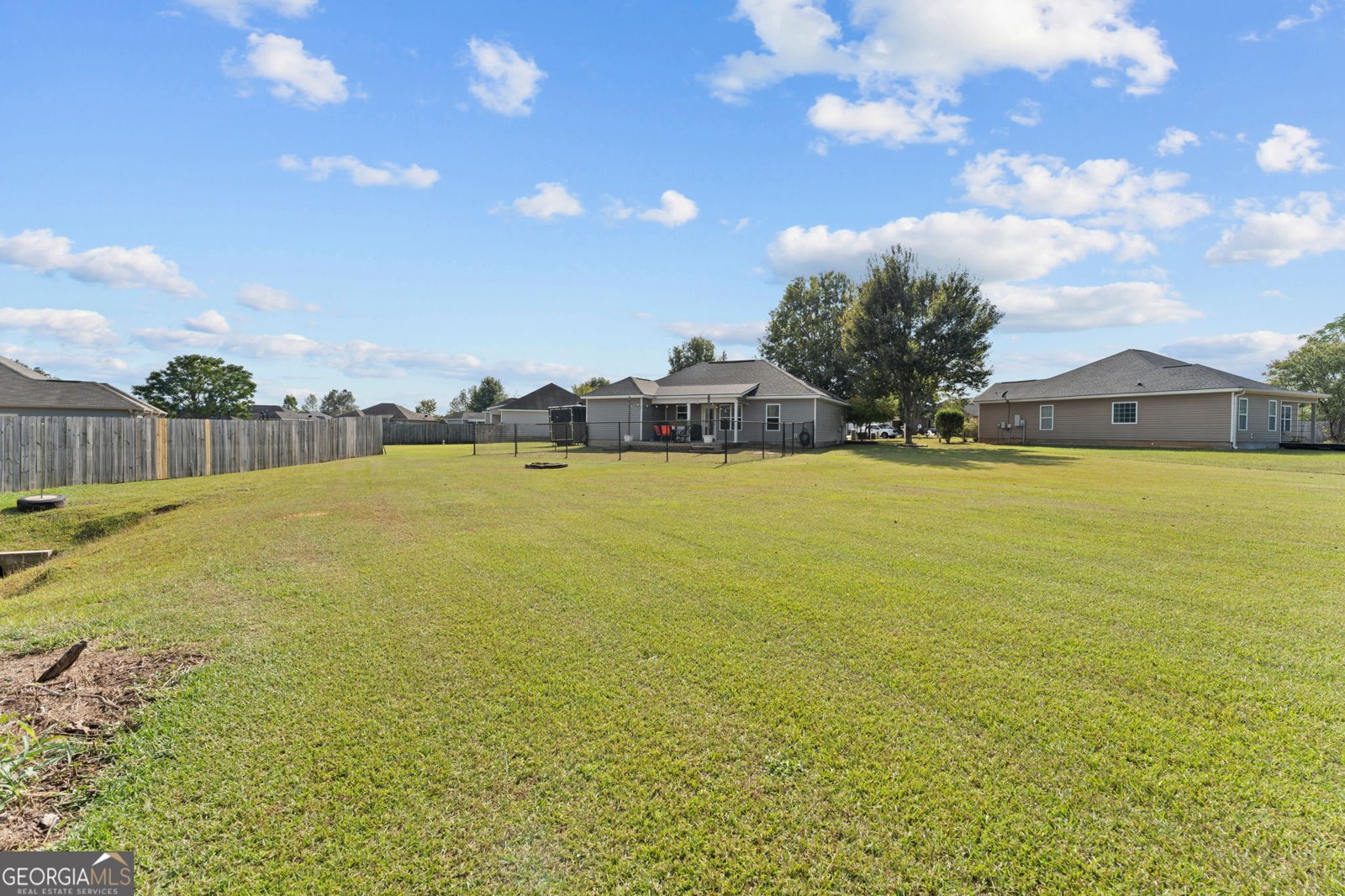216 Ellington Court Perry - Photo 36