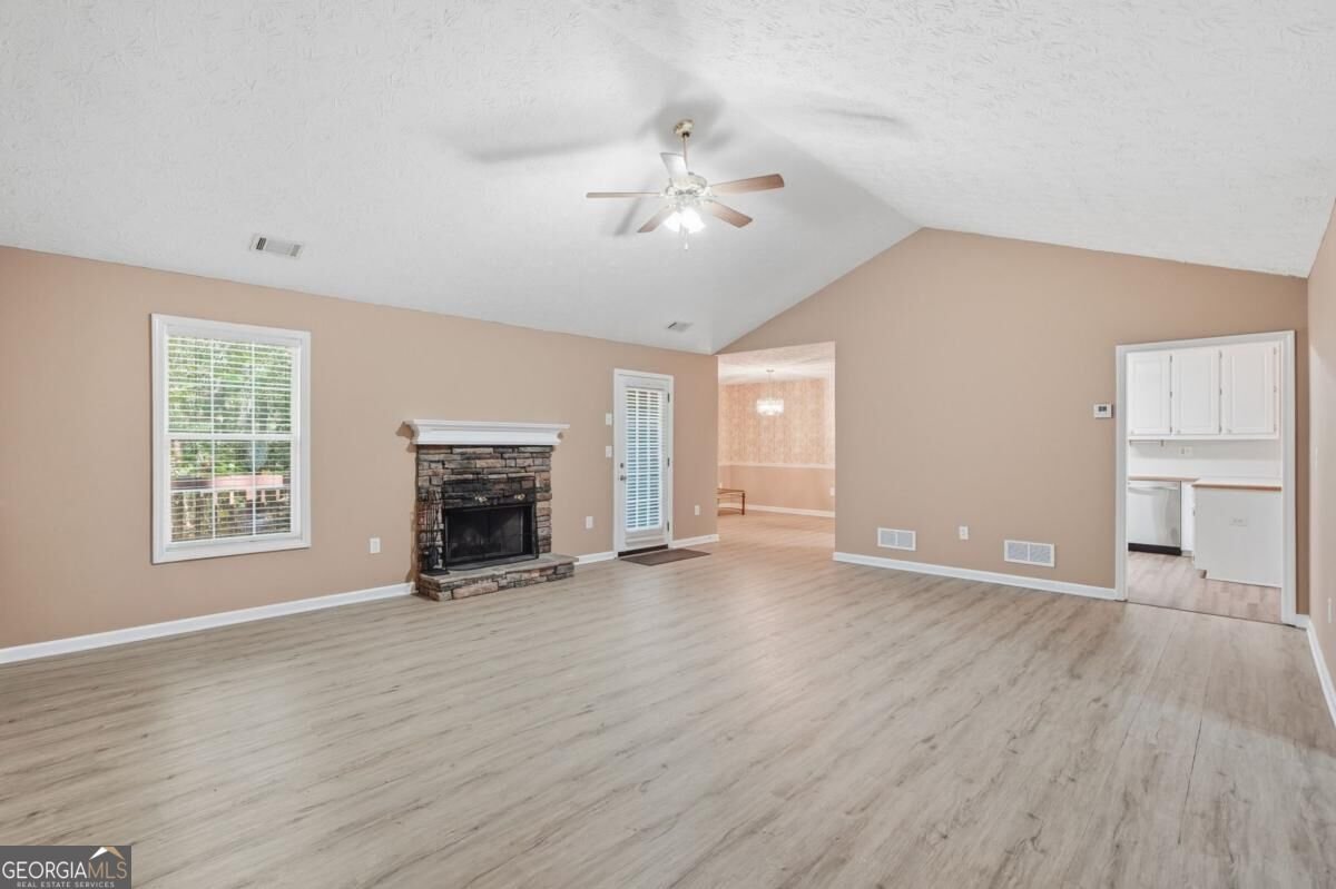 2072 Amberly Crossing Lane Dacula - Photo 16