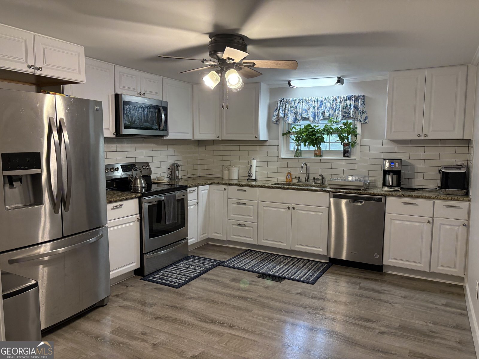 1041 Blue Springs Court Buckhead - Photo 6