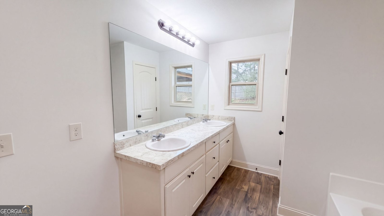 81 Livingston Court Winder - Photo 14