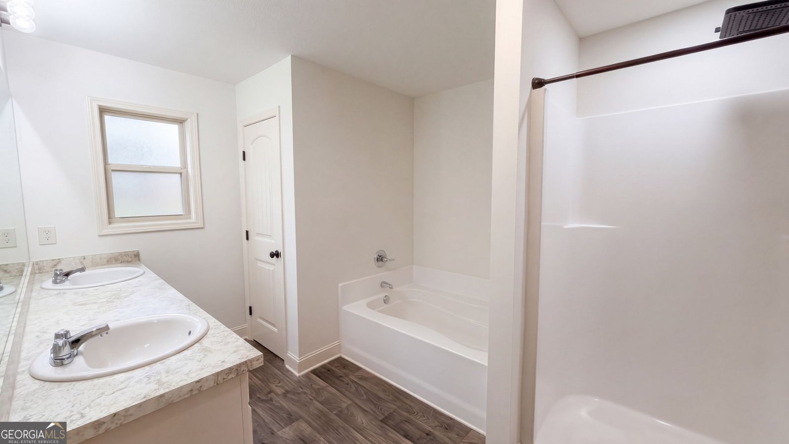 81 Livingston Court Winder - Photo 15