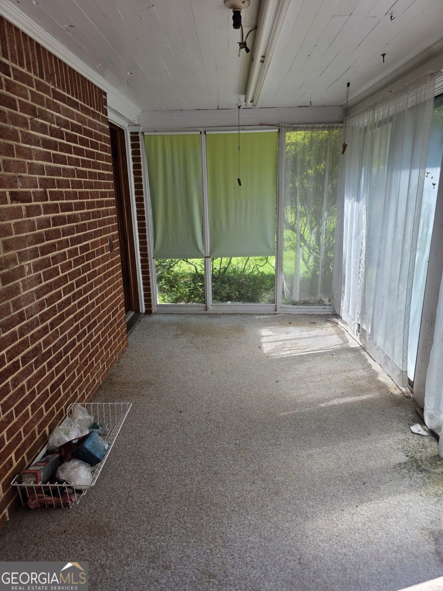 573 Martin Road Stone Mountain - Photo 10