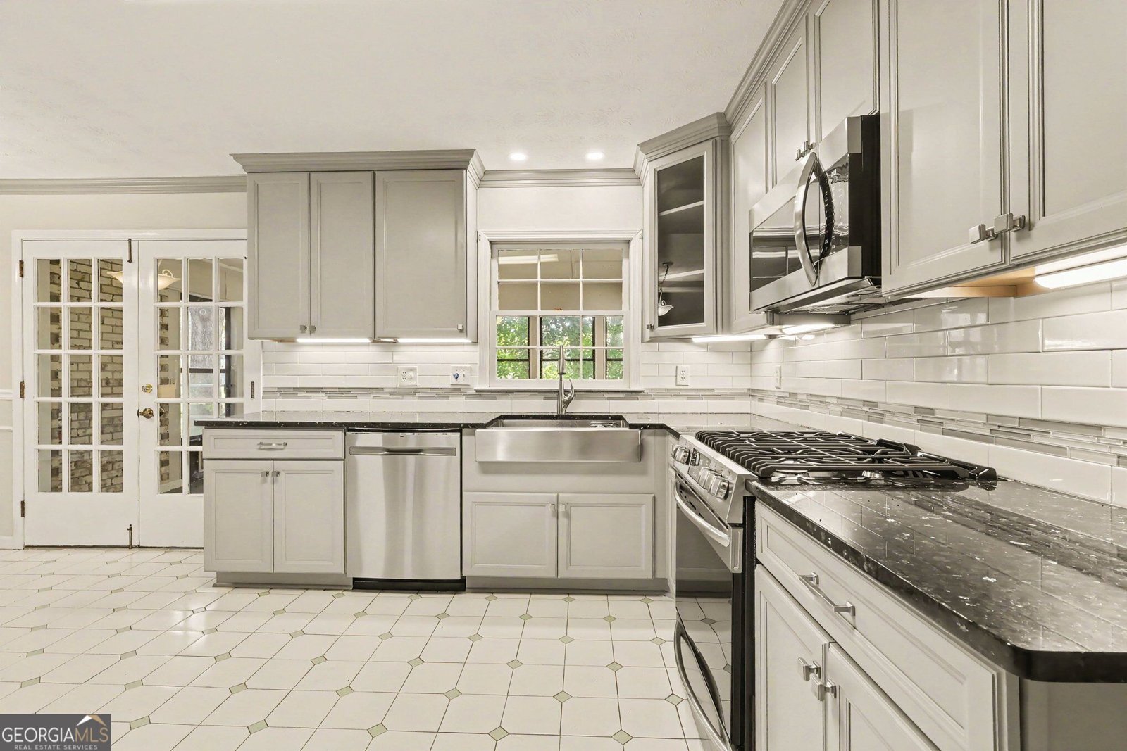 597 Sugar Hill Court Conyers - Photo 7