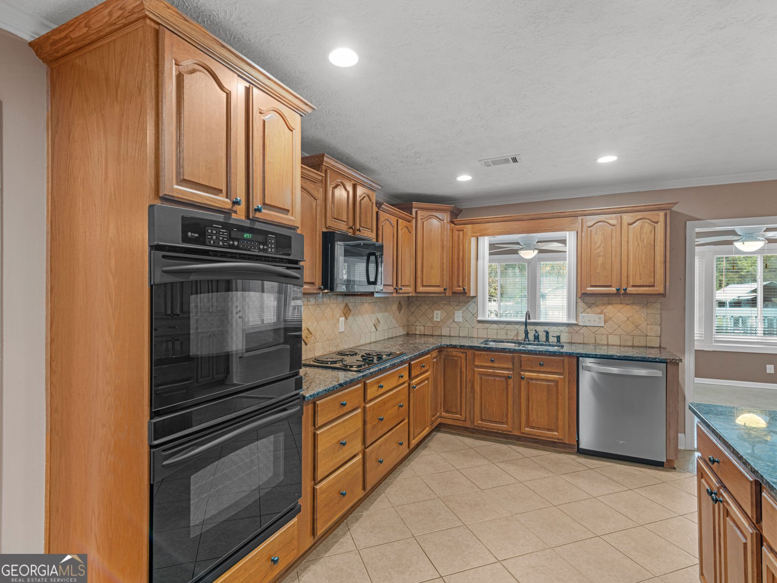 720 Kirkland Road Covington - Photo 7