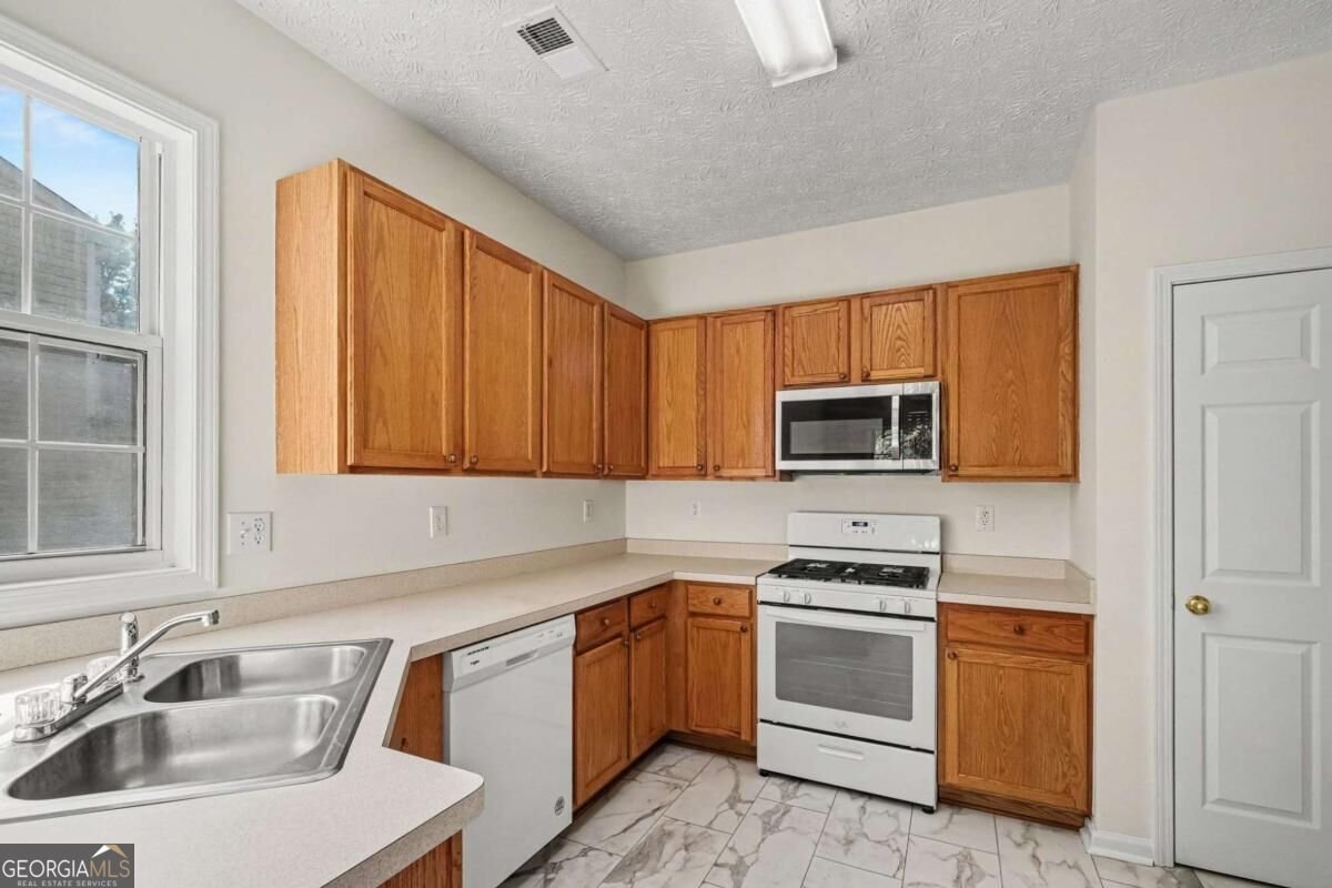 6915 Silver Bend Place Austell - Photo 13