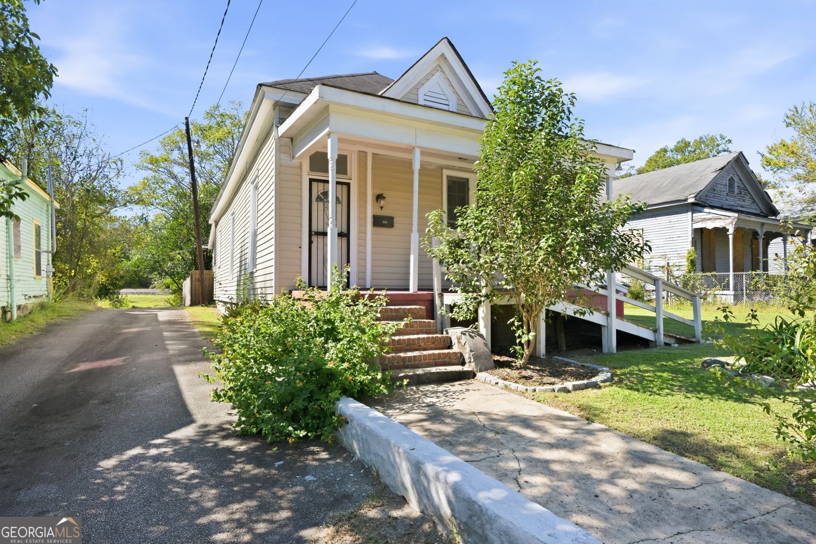862 Elm Street Macon - main photo