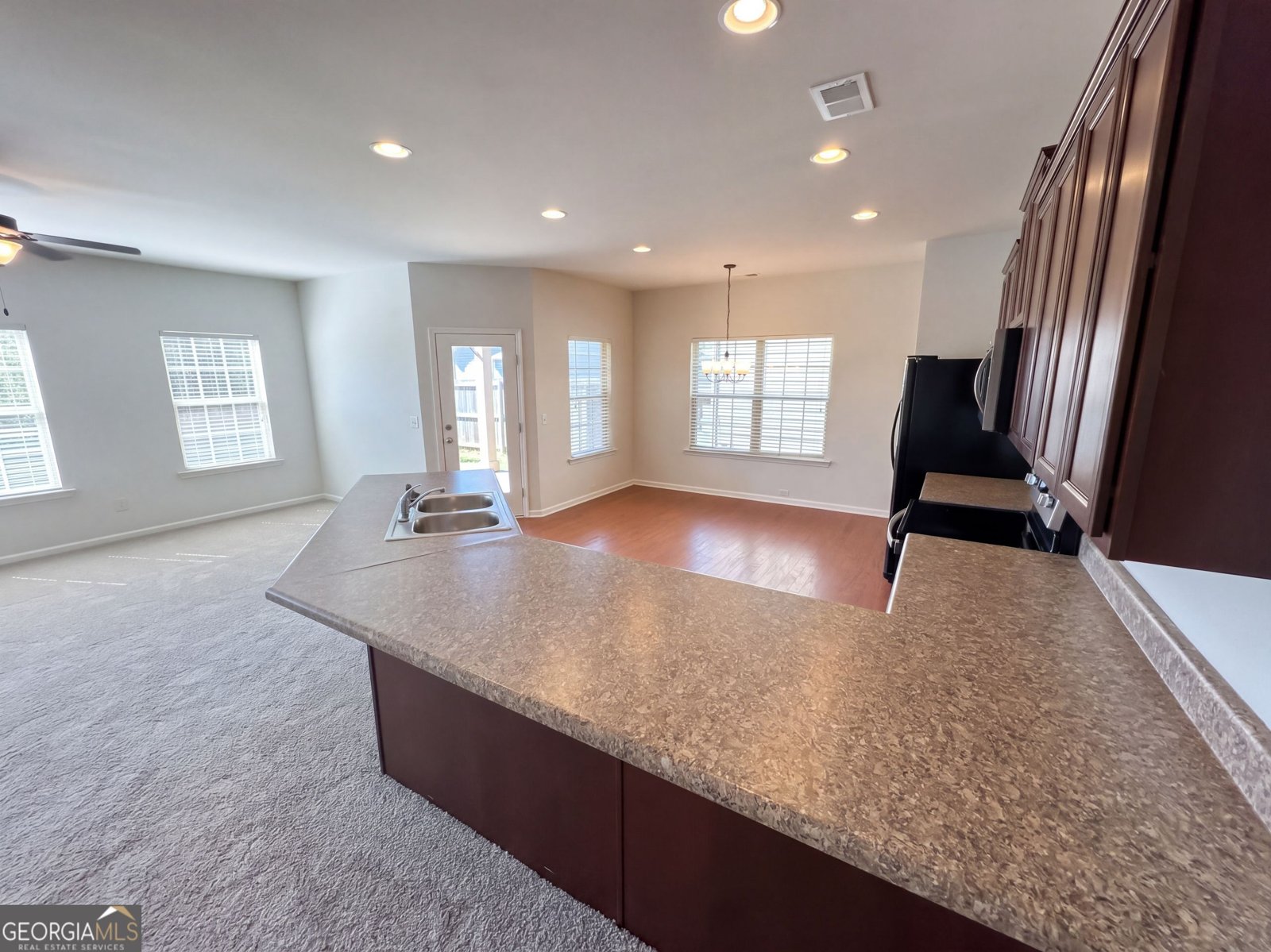 35 Samuel Way Cartersville - Photo 6