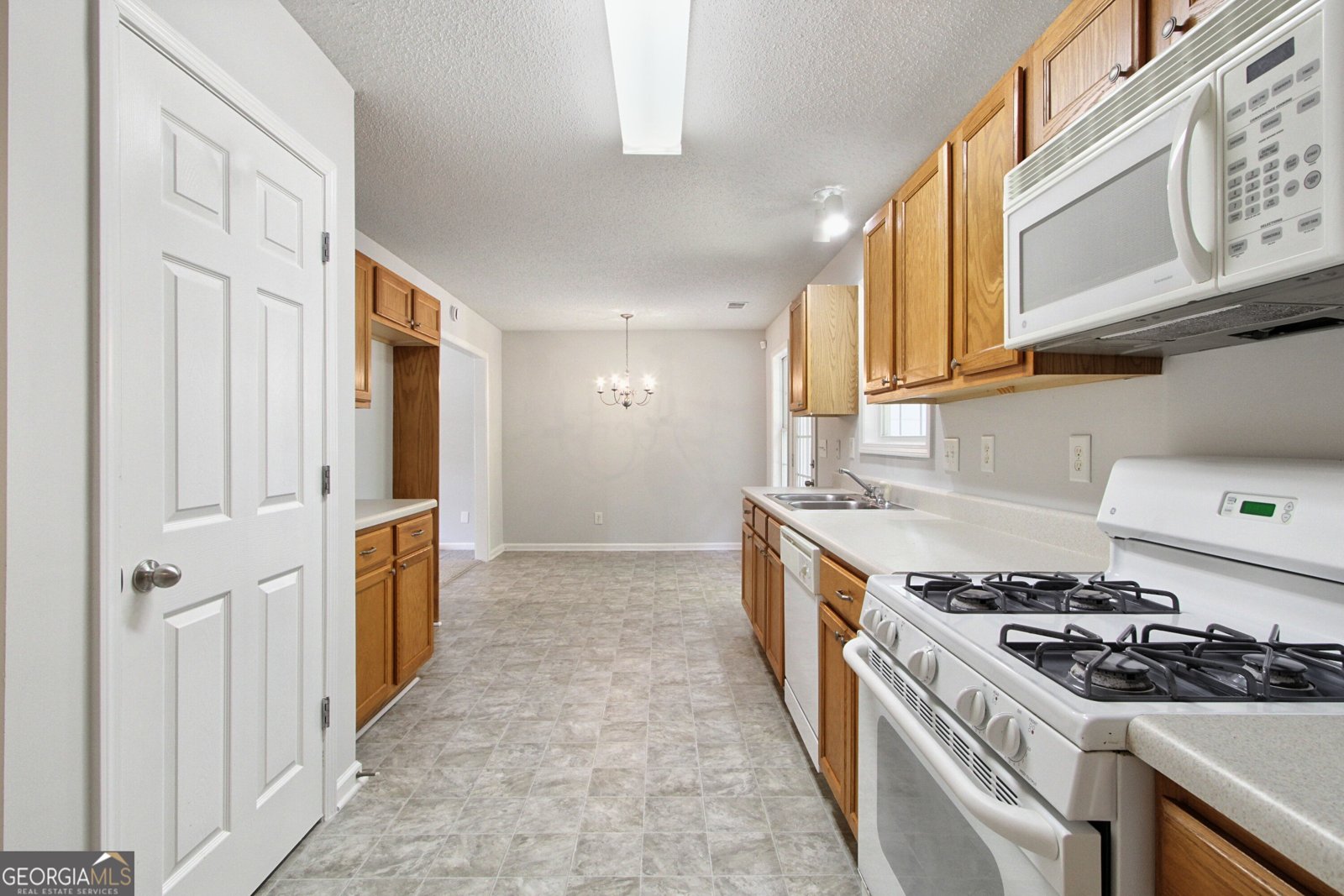 273 Rosemont Court Hiram - Photo 9