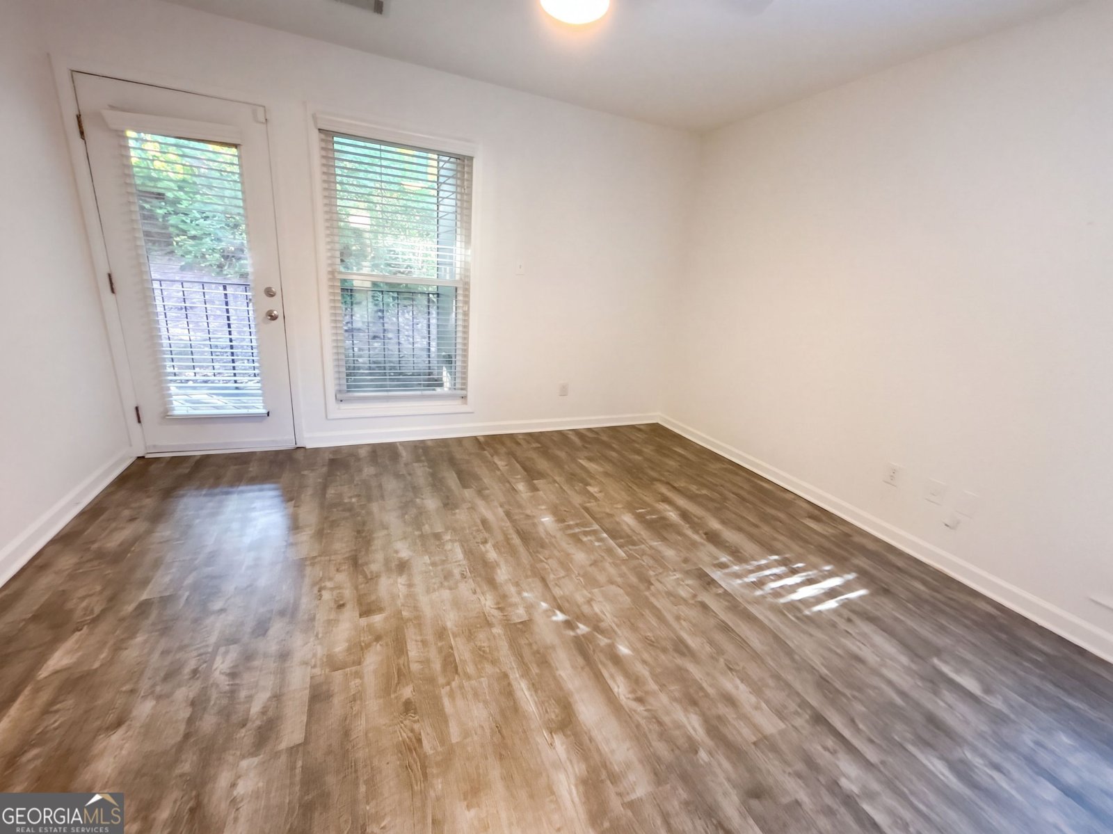1113 Lake Pointe Circle Roswell - Photo 10