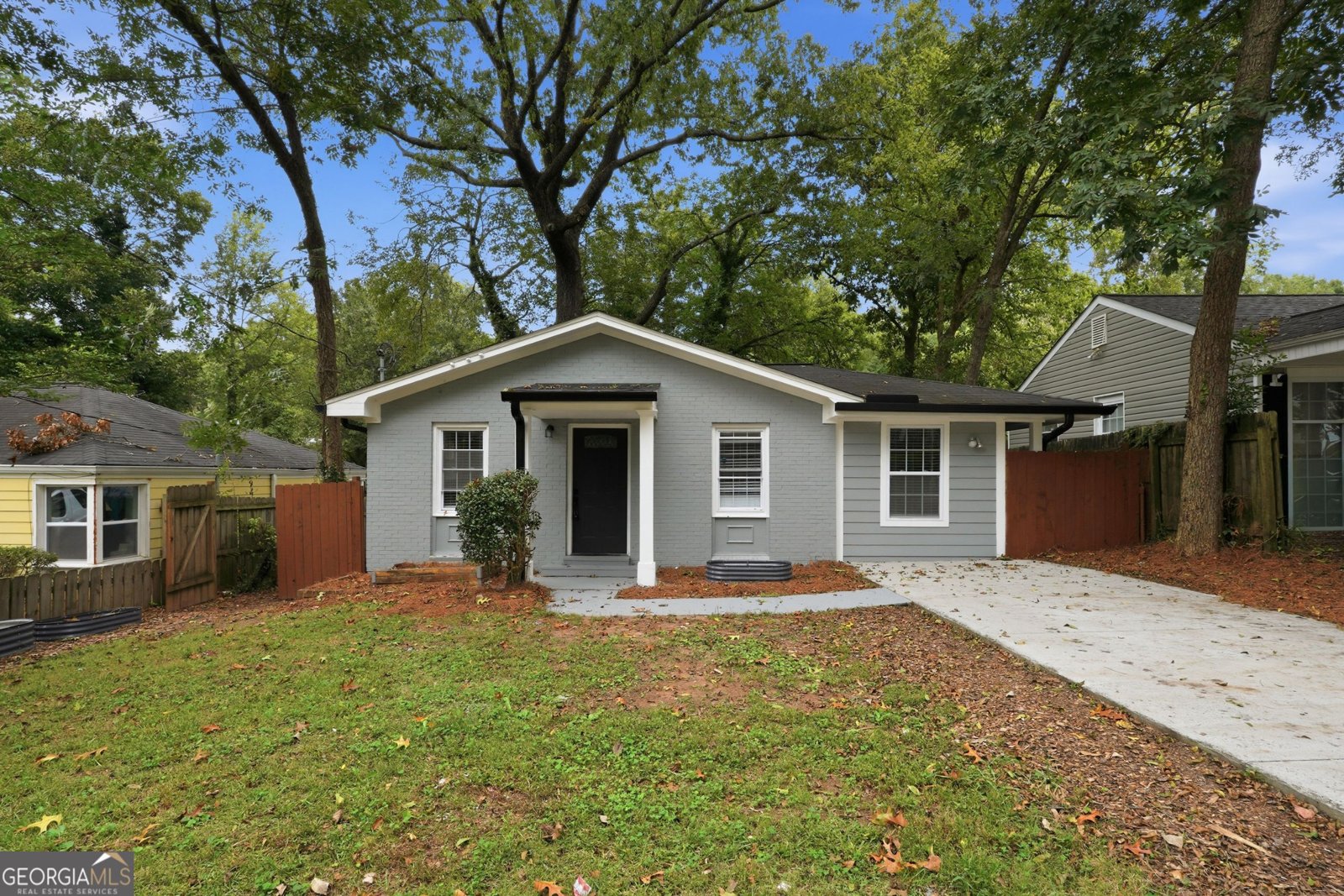 1410 Graymont Drive Atlanta - main photo