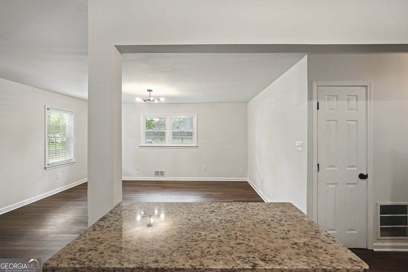 1410 Graymont Drive Atlanta - Photo 6