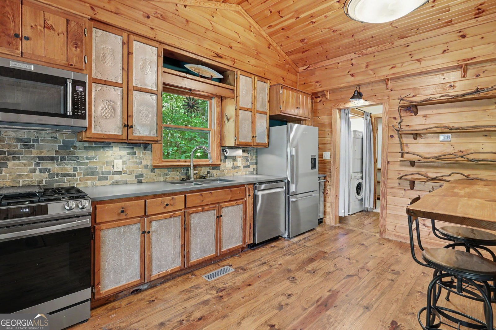 3019 Moccasin Creek Road Clarkesville - Photo 17