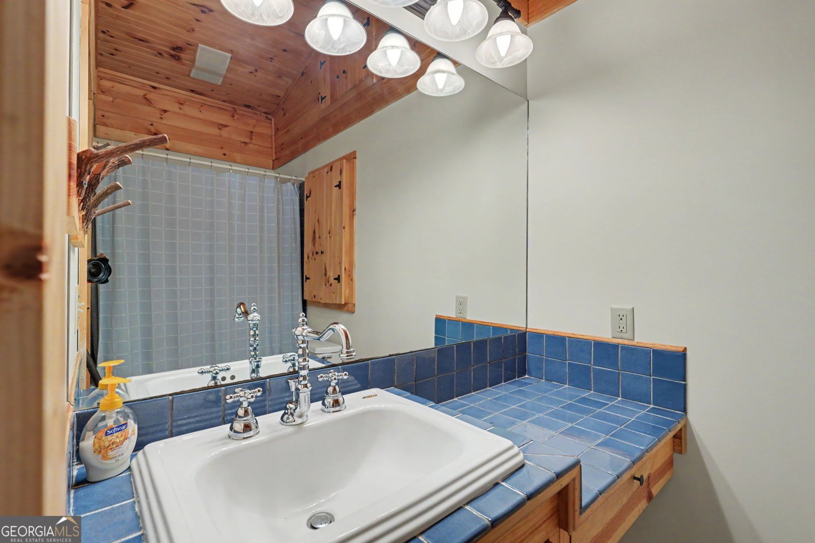 3019 Moccasin Creek Road Clarkesville - Photo 20