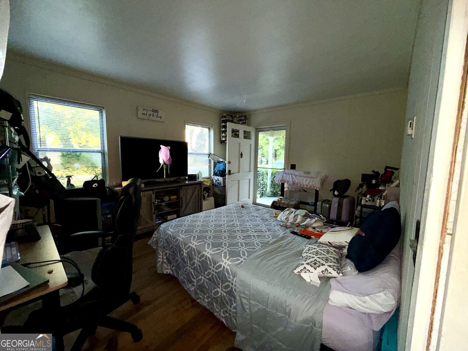 Photo 2